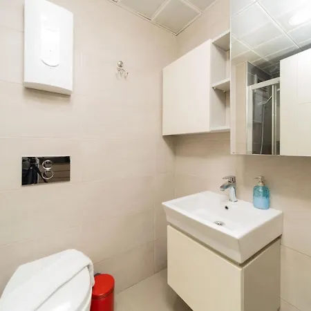 Vibrant And Central Flat With Shared Pool In Kepez Apartment Antalya